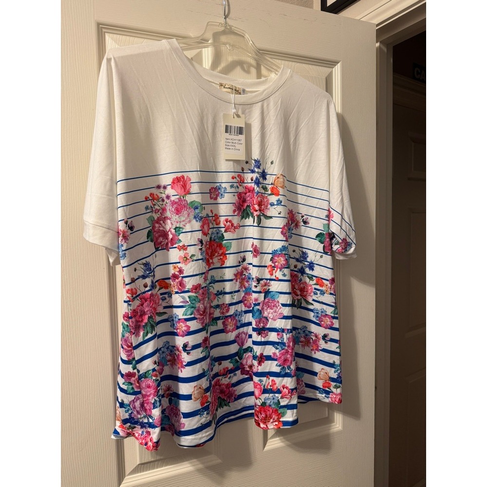 White‎ floral top from Southern Stitch size 3XL NWOT